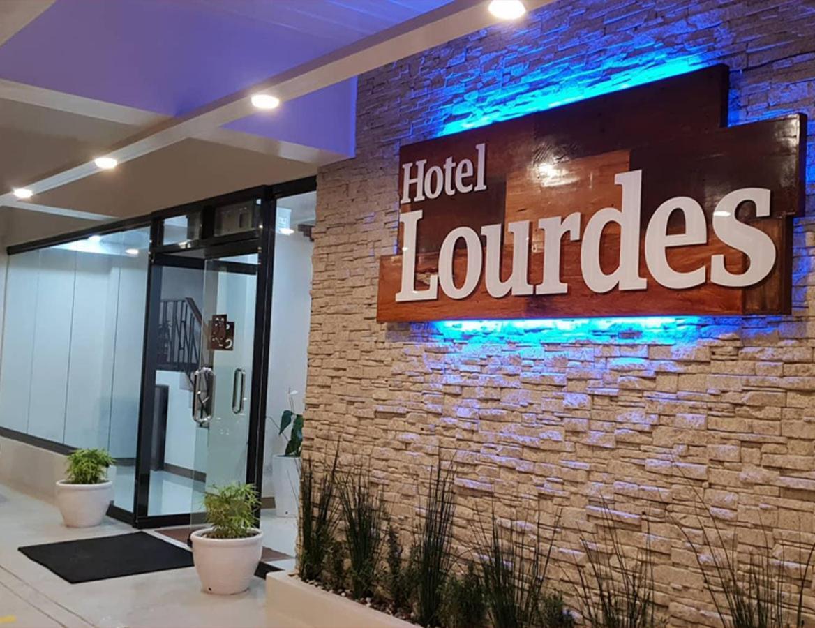 Hotel Lourdes Laoag Dış mekan fotoğraf